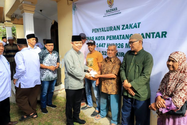 Wali Kota, Baznas, MUI dan Bank Sumut Salurkan Zakat kepada 520 Mustahik