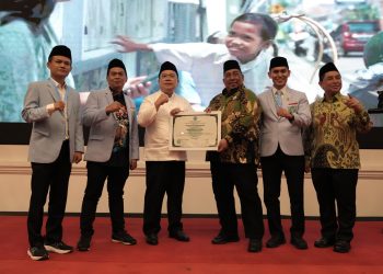 BKPRMI Beri Piagam Penghargaan kepada Wali Kota Siantar