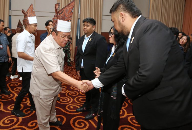 Wesly Hadiri Pelantikan BPC HIPMI Pematangsiantar