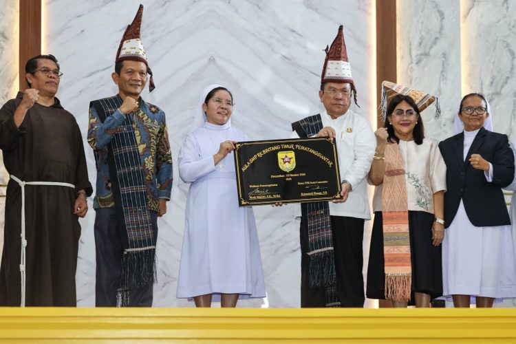 Aula SMP Bintang Timur Siantar Diresmikan Wali Kota bersama Ketua YPK Santo Laurensius