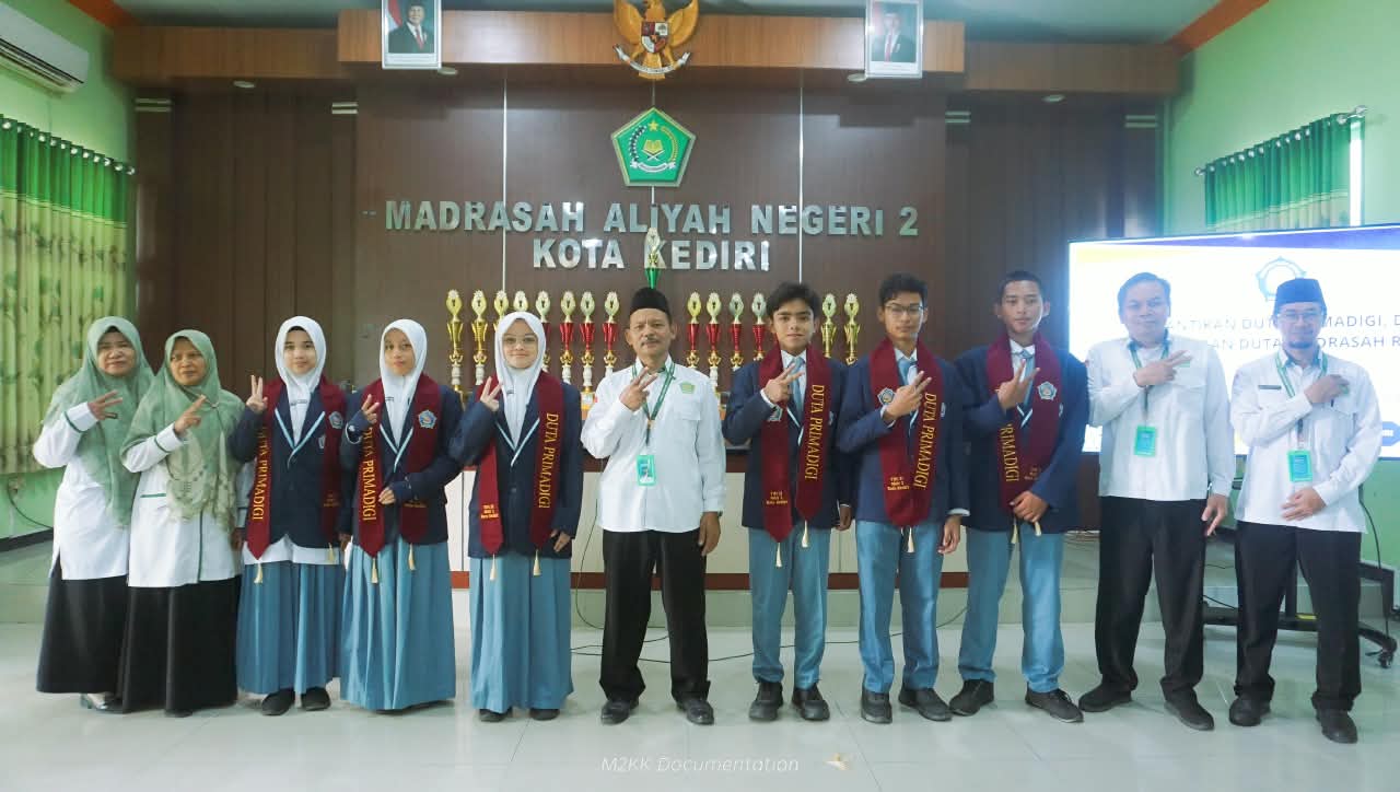 PELANTIKAN DUTA MADRASAH 2026: WUJUDKAN GENERASI PENGGERAK DAN TELADAN MENUJU ZONA INTEGRITAS DI MAN 2 KOTA KEDIRI
