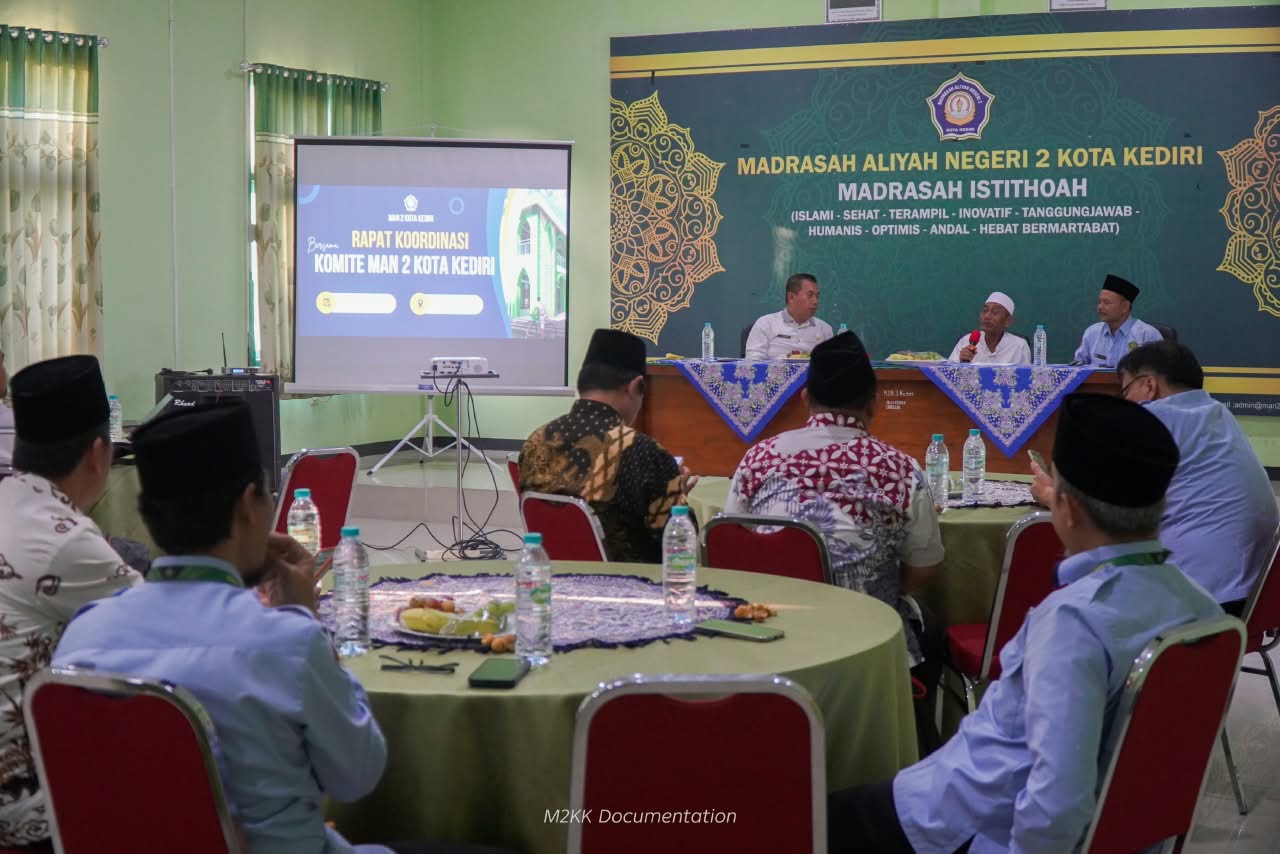 Perkuat Kolaborasi, MAN 2 Kota Kediri dan Komite Wujudkan Madrasah Akuntabel dan Terbuka