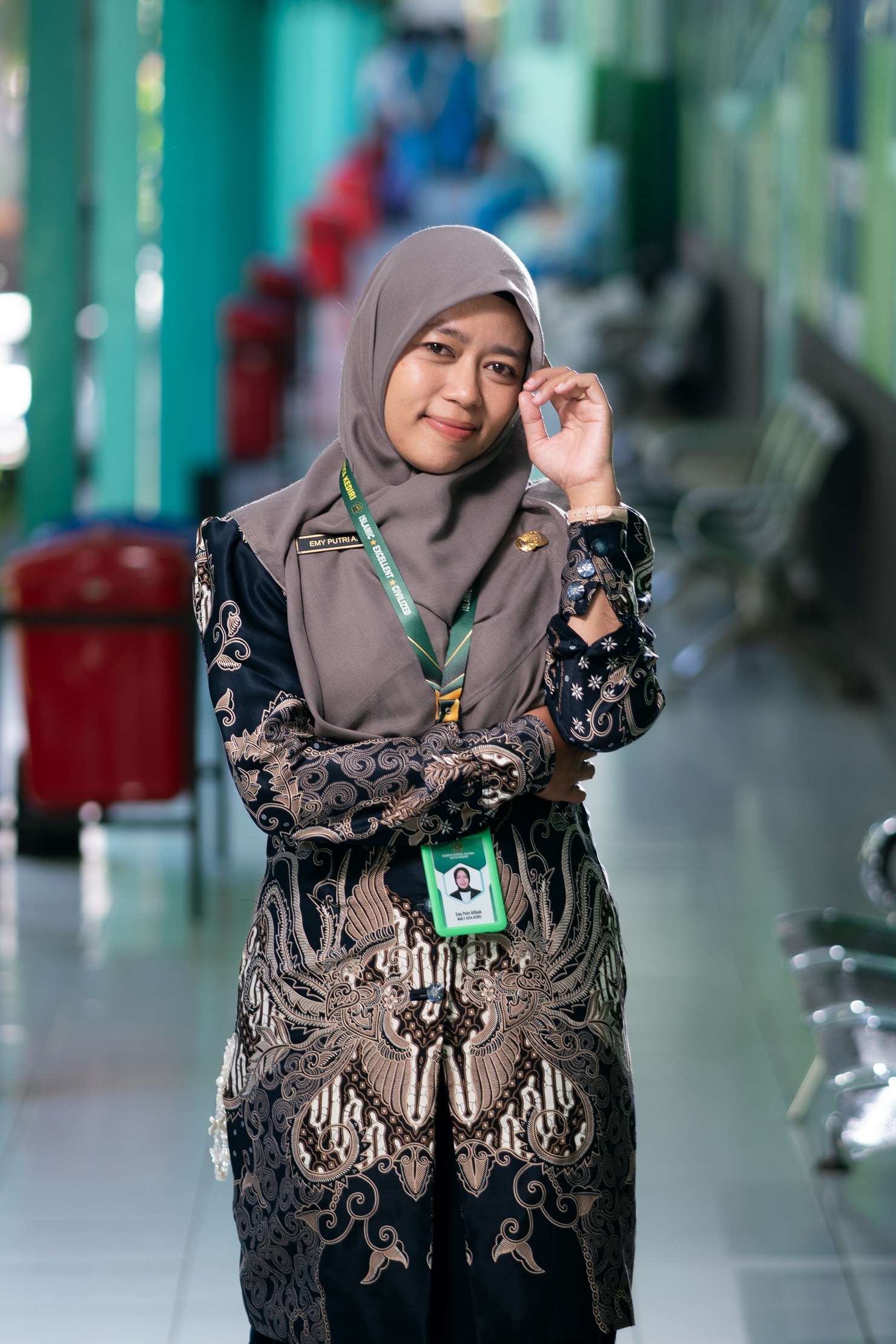 Emy Putri Alfiyah,S.Th.I.