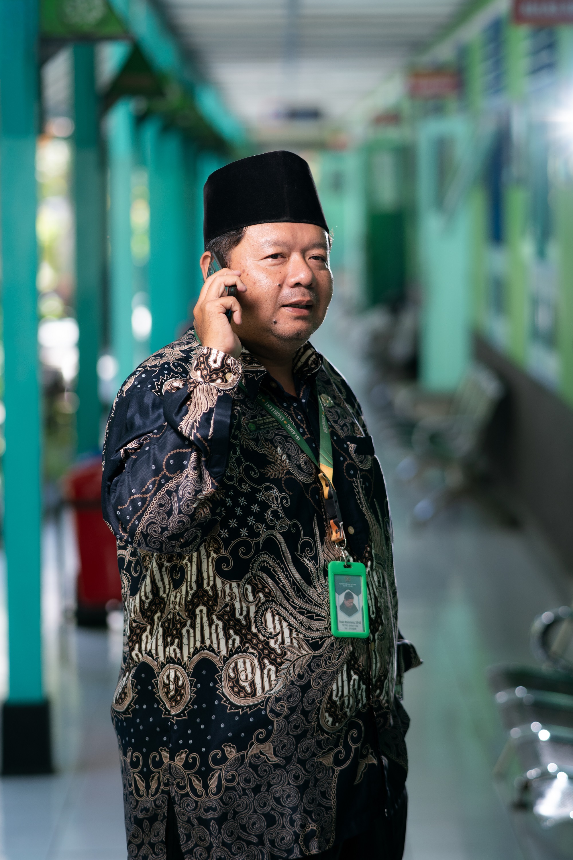 Yusuf Karomaini,S.Pd.I.