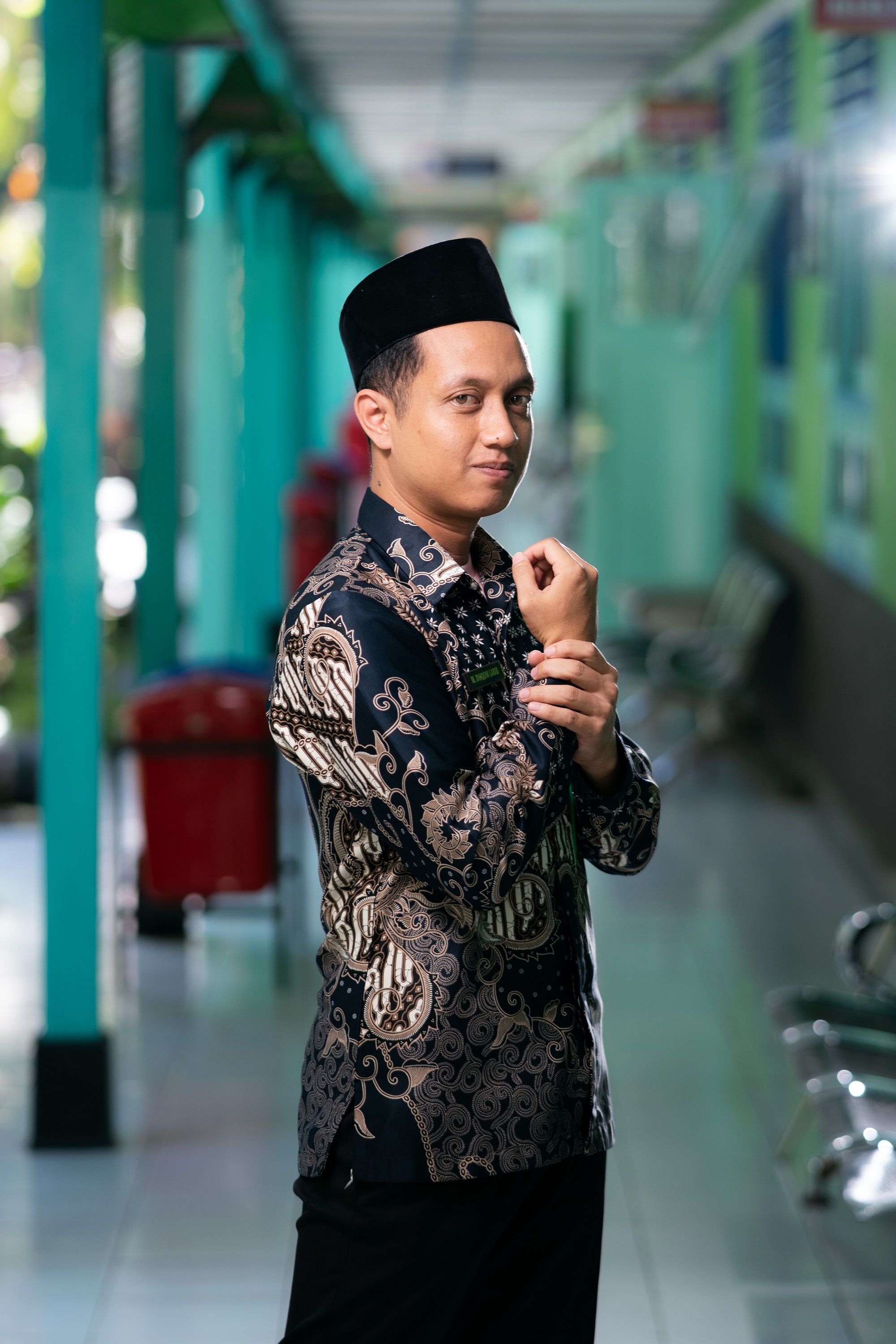 M.Dihqom Labib,M.Pd.
