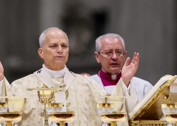 Soroti Penggunaan AI di Gereja, Paus Leo Tegaskan Khotbah Tak Bisa Digantikan Mesin