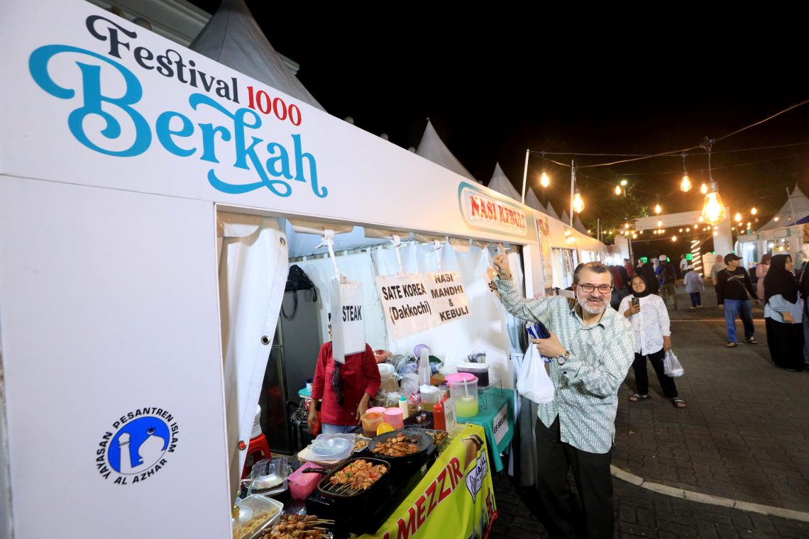 Festival 1000 Berkah, Prudential Syariah Salurkan 1.000 Paket Makanan dan Sembako untuk Lady Ojol