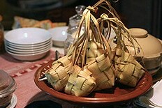 Boleh Makan Sebelum Salat Idul Fitri? Begini Penjelasan Ulama