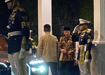 Usai Diskusi Tertutup 3,5 Jam, SBY, Jokowi, dan JK Bertolak dari Istana Presiden Prabowo