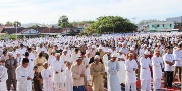 Panduan Lengkap Shalat Idul Fitri 1447 H: Niat, Tata Cara, dan Bacaan Arab-Latin