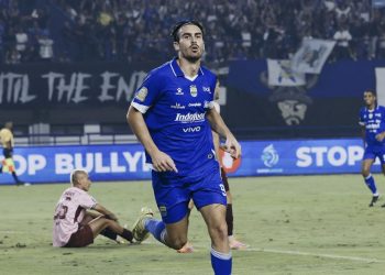Andrew Jung Cetak Dua Gol, Persib Menang Telak atas Persik Kediri
