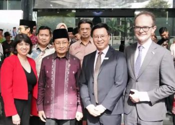 Dana BOS Rp4,5 Triliun Mengalir ke Madrasah Swasta, Boleh Dipakai untuk Gaji Guru Non-ASN