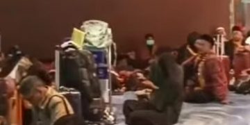 Gejolak Timur Tengah Ganggu Umrah, Jemaah Indonesia Terjebak di Singapura