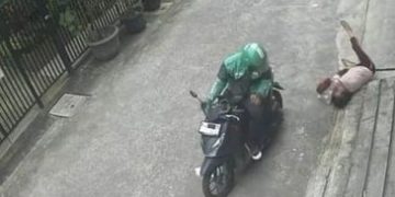 Gagal Jambret Nenek 70 Tahun, Pria di Jelambar Malah Balik Jadi ‘Relawan Dadakan’