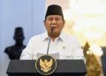 Pertemuan Penting di Istana, Prabowo Rangkul Mantan Presiden