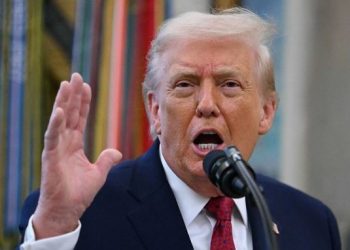 Trump Keluarkan Ultimatum soal Blokade Selat Hormuz terhadap Iran