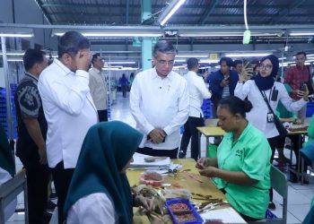 THR Tak Dibayar Penuh 2026 Menaker Sidak Perusahaan di Semarang