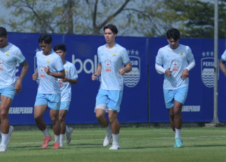 Persib Siap Tantang Bhayangkara FC, Hodak Optimistis