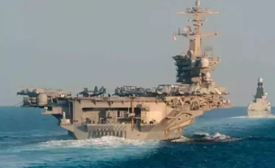 Dua Dermaga Iran Diserang di Selat Hormuz, Lima Orang Terluka