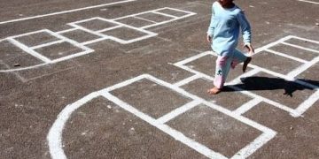 Aturan Medsos Anak Diterapkan, Kak Seto Sarankan Permainan Tradisional