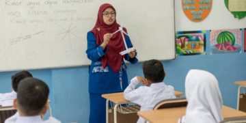 DPR Sepakat Perbaiki Kesejahteraan Guru Lewat RUU Sisdiknas 2026