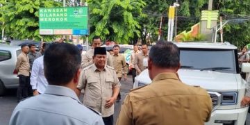 Prabowo Kunjungi RSUD Bekasi, Korban Kereta Masih Dirawat