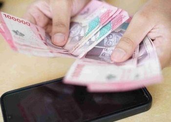 Pinjol RI Meledak ke Rp101 Triliun, OJK Ingatkan Risiko dan Pengawasan