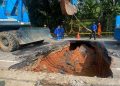 Jalan Raya Lenteng Agung Ambles, Arus Lalu Lintas ke Depok Tersendat