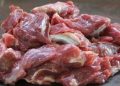 Ampuh dan Praktis! Ini Cara Hilangkan Bau Prengus Daging Kambing di Tangan Setelah Memasak