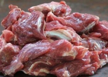 Ampuh dan Praktis! Ini Cara Hilangkan Bau Prengus Daging Kambing di Tangan Setelah Memasak