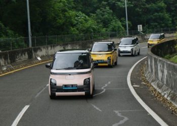 DKI Jakarta Batalkan Pajak Mobil Listrik 2026, Insentif Tetap Berlaku