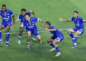 Persib Bandung Selangkah Lagi Juara Super League 2025/2026 Setelah Tekuk Persija