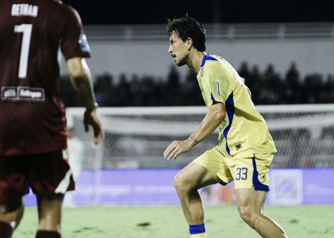 PSM vs Persib: Maung Bandung Sementara Unggul Lewat Gol Tom Haye