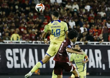 Maung Bandung Mengaum di Parepare, Persib Taklukkan PSM 2-1