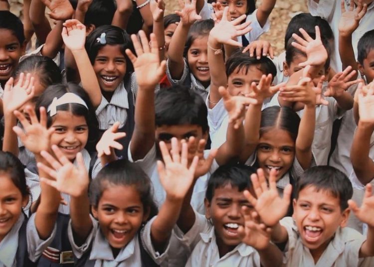 Kemendikdasmen Tegaskan Anak di Bawah 7 Tahun Bisa Masuk SD
