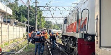 Penumpang KA Serayu Tertahan Empat Jam Imbas Gangguan di Pasar Senen