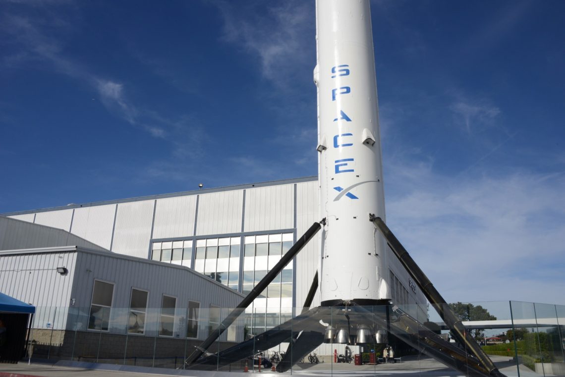 SpaceX Luncurkan Starship V3 Perdana, Booster Gagal Mendarat