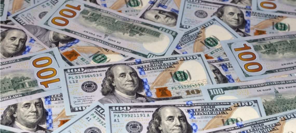 Dolar AS Tembus Rp17.400, Rupiah Tertekan di Awal Mei 2026