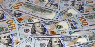 Dolar AS Tembus Rp17.400, Rupiah Tertekan di Awal Mei 2026