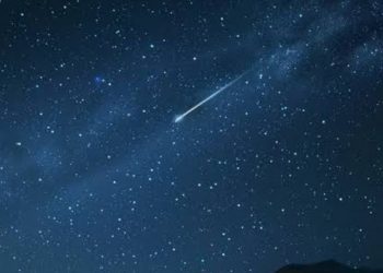 Hujan Meteor Eta Lyrids Kembali Muncul Mei 2026, Ini Waktu Terbaik Melihatnya