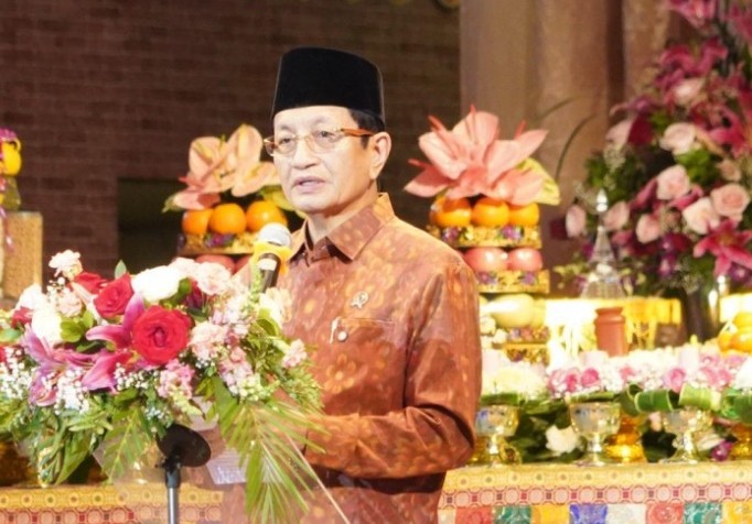Menag Tekankan Nilai Cinta Kasih dan Perdamaian pada Perayaan Waisak 2026