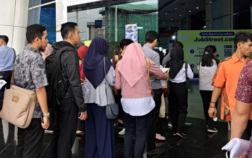 Pertumbuhan Industri Belum Dorong Penyerapan Tenaga Kerja di Indonesia Tahun 2026