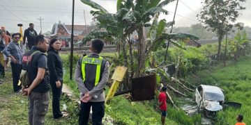Insiden Maut di Grobogan, Kereta Api Tabrak Mobil, 4 Korban Jiwa