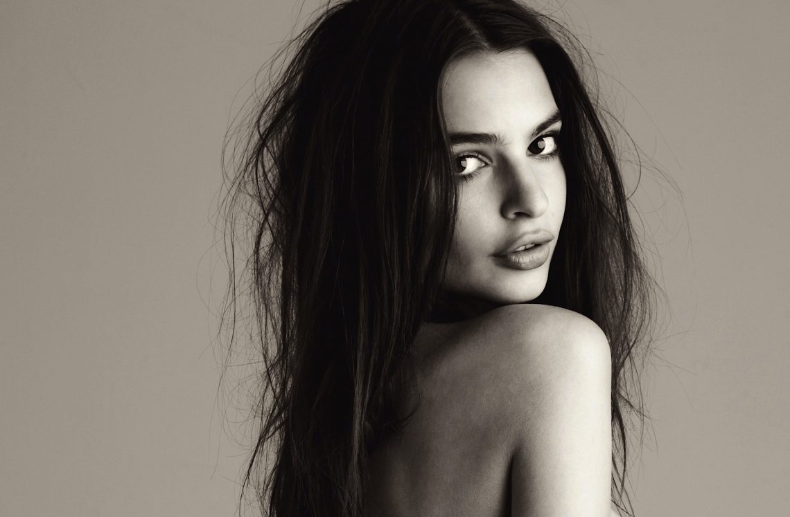 Emily Ratajkowski Ungkap Pengalaman Setelah Menjadi Ibu Tunggal