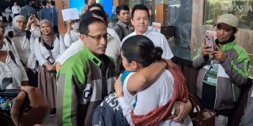 Nadiem Makarim Kenakan Jaket Ojol Saat Hadiri Sidang Pleidoi Kasus Chromebook 2026