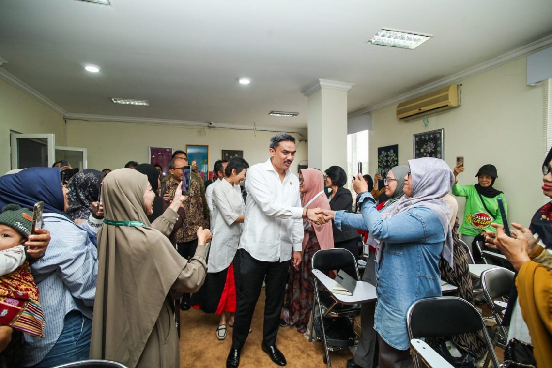 Tokopedia dan TikTok Shop Bantu UMKM Balikpapan Urus NIB hingga Sertifikat Halal