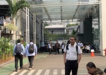 Pergantian Bos BGN Belum Reda, Kejagung Datang Lakukan Penggeledahan