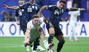 Argentina Hancurkan Mimpi Inggris, Menang Dramatis 2-1 dan Lolos ke Final