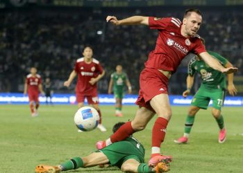 Persebaya Tumbangkan Persija 1-0, Gol Bunuh Diri Pankov Jadi Penentu Kemenangan