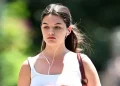 Suri Tak Lagi Gunakan Nama Tom Cruise, Kini Pakai Nama Baru